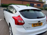 Używany Ford Focus Zetec 2014 Biały Hatchback