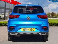Usado MG ZS Exclusive 106 HP (77 kW) 2023 Azul SUV