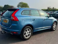 Used Volvo XC60 SE Lux 190 HP (139 kW) 2016 Blue SUV