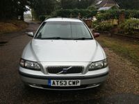 used Volvo V70 2.4TD D5 SE Estate 5d 2401cc