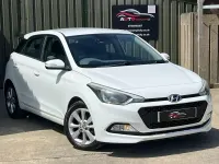 Used Hyundai i20 SE 84 HP (61 kW) 2015 White Hatchback