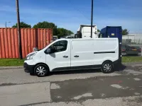 Begagnad Renault Trafic Business 120 HK (88 kW) 2019 Vit Minibuss