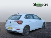 Używany VW Polo Life 95 KM (69 kW) 2023 Biały Hatchback