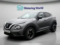 Używany Nissan Juke N-Connecta 114 KM (83 kW) 2023 Szary SUV