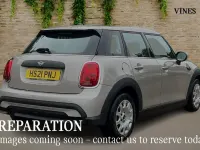 Begagnad Mini ONE Classic 101 HK (74 kW) 2021 Grå Halvkombi