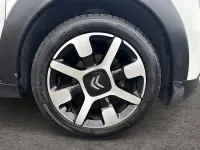 Used Citroën C4 Cactus Flair 110 HP (80 kW) 2016 White Hatchback