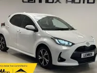 Used Toyota Yaris Design 2024 White Hatchback