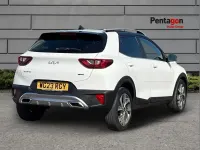 Used Kia Stonic GT-Line S 117 HP (86 kW) 2023 White SUV