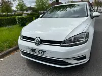 Używany VW Golf VII SE 125 KM (91 kW) 2018 Biały Hatchback