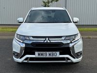 Used Mitsubishi Outlander P-HEV 206 HP (151 kW) 2019 White Estate