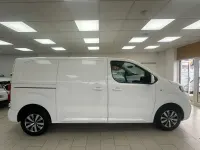 Begagnad Peugeot Expert 2020 Vit Van