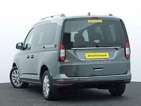 Usado Ford Tourneo Titanium 2023 Gris Familiar