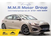 Used Ford Focus ST-Line 125 HP (91 kW) 2018 Silver Hatchback