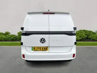 Usado VW ID. Buzz 210 kW (286 HP) 2025 Branco Monovolume