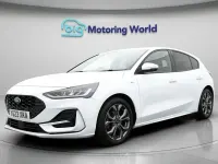Used Ford Focus ST-Line 125 HP (91 kW) 2023 White Hatchback