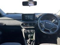 Second-hand Dacia Jogger Extreme 141 CP (103 kW) 2024 Verde Monovolum