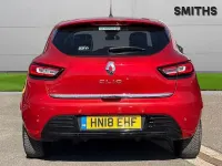 Used Renault Clio Dynamique 90 HP (66 kW) 2018 Flame red  Hatchback