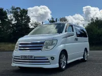 Used Nissan Elgrand 2017 White MPV