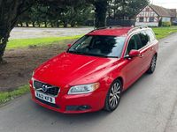 Używany Volvo V70 180 KM (132 kW) 2012 Czerwony Kombi