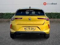 Begagnad Vauxhall Astra S 130 HK (95 kW) 2025 Gul Halvkombi