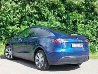 Used Tesla Model Y Long Range AWD 11 kW (15 HP) 2023 Blue SUV