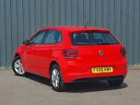 Used VW Polo SE 95 HP (69 kW) 2018 Red Hatchback