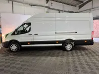 Begagnad Ford Transit Trend 130 HK (95 kW) 2024 Vit Van