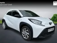 Used Toyota Aygo X PURE 72 HP (52 kW) 2024 White SUV