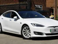 Used Tesla Model S 386 kW (525 HP) 2018 White Hatchback