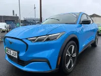 Used Ford Mustang Select 268 HP (197 kW) 2025 Blue Hatchback