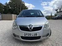 Used Vauxhall Agila Design Edition 85 HP (62 kW) 2009 Silver MPV