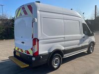 Usado Ford Transit 130 CV (95 kW) 2018 Blanco Van