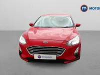 Begagnad Ford Focus Zetec 120 HK (88 kW) 2020 Röd Halvkombi