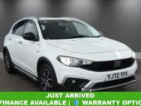 Begagnad Fiat Tipo Cross 100 HK (73 kW) 2023 Vit Halvkombi