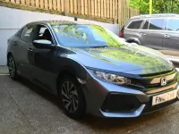 Używany Honda Civic SE 129 KM (94 kW) 2018 Szary Hatchback
