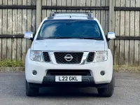 Second-hand Nissan Navara Tekna 2014 Alb Pickup