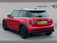 Used Mini Cooper Classic 134 HP (98 kW) 2023 Red Hatchback