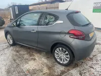 Used Peugeot 208 Active 2015 Silver Hatchback