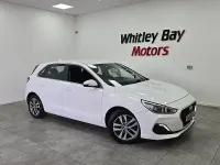 Used Hyundai i30 SE 120 HP (88 kW) 2018 White Hatchback