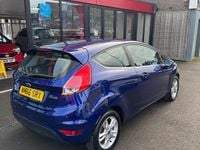 Used Ford Fiesta Zetec 82 HP (60 kW) 2016 Blue Hatchback