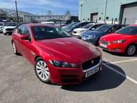 Usado Jaguar XE Prestige 2015 Vermelho Sedan