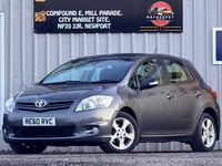 Usado Toyota Auris 2010 Cinzento Citadino