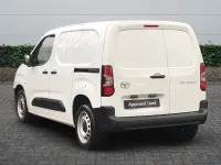 Used Toyota Proace Active 120 HP (88 kW) 2025 White MPV