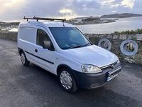 Used Vauxhall Combo 2009 White MPV