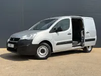 Begagnad Peugeot Partner 2019 Silver Minibuss