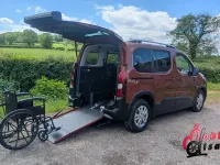Gebraucht Peugeot Rifter Premium 2021 Braun Van / Kleinbus