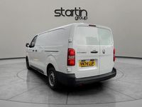 Used Vauxhall Vivaro S 118 HP (86 kW) 2024 White MPV