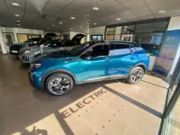 Nouă Peugeot 2008 GT 129 CP (94 kW) 2026 Albastru SUV
