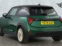 Used Mini Cooper Hatch 156 HP (114 kW) 2024 Green Hatchback