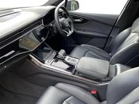 Begagnad Audi Q7 Black Edition 281 HK (206 kW) 2023 Grå SUV